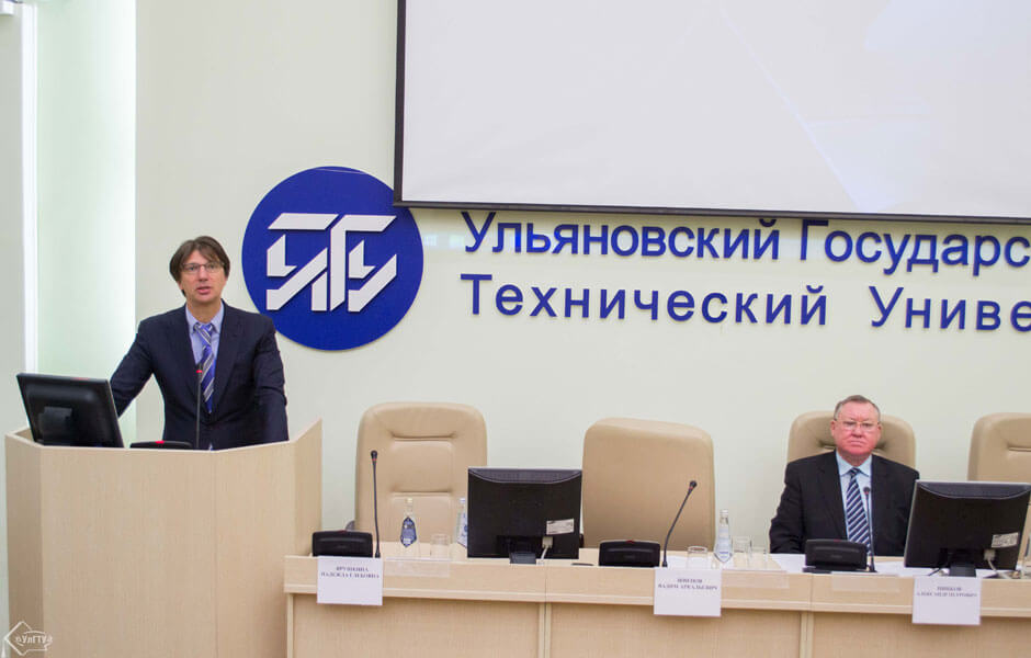 УАЗ и УлГТУ подписали соглашение о создании базовой кафедры