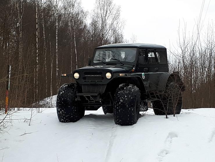 Тест-драйв вездехода «Трэкол»: как превратить UAZ Hunter в танк