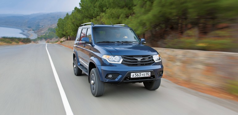Обновленный UAZ Patriot: не только мода!. "За Рулем" www.zr.ru UAZ Patriot: от 649 000 руб.